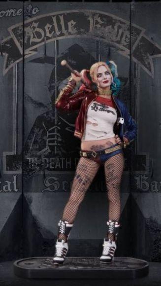 MARGOT ROBBIE VORREBBE INTERPRETARE HARLEY QUINN A VITA