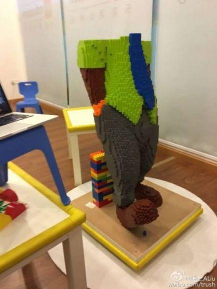 statua di Zootropolis di LEGO