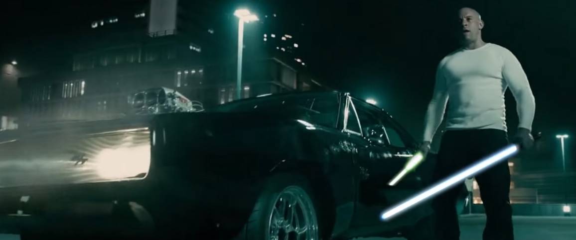 Vin Diesel e Statham con le spade laser