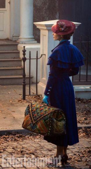 Mary Poppins Returns, è stata diffusa la prima immagine ufficiale di Emily Blunt nel ruolo!