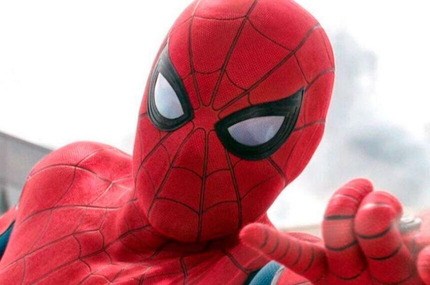 Spider-Man Homecoming costume