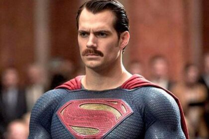 baffi di Superman