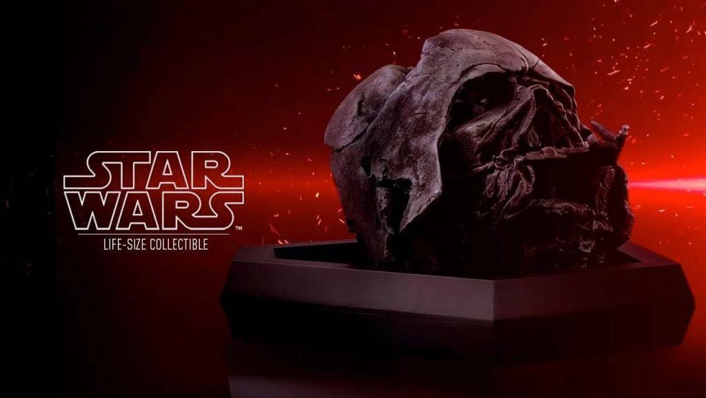 Casco distrutto di Darth Vader Hot Toys
