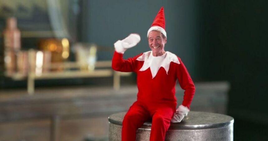 Bryan Cranston vestito da elfo