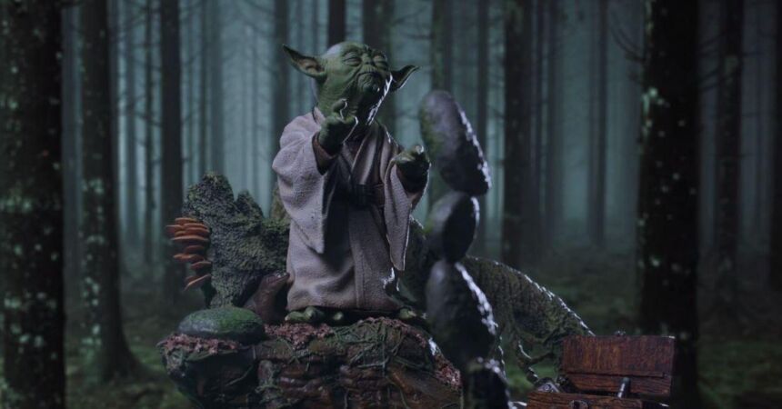 statua di Yoda di Iron Studios