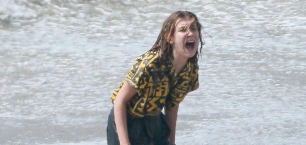 Stranger Things 3 Undici in spiaggia