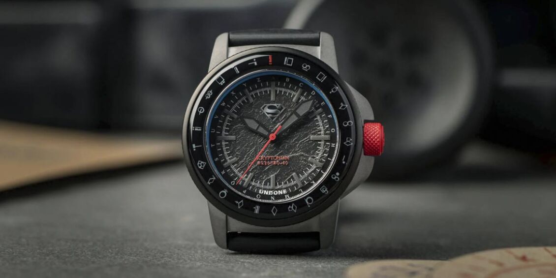 L'orologio di Superman di Undone è super da indossare e utile per tradurre  il kryptoniano - Justnerd.it