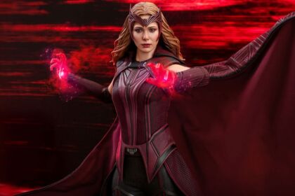 Scarlet witch hot toys