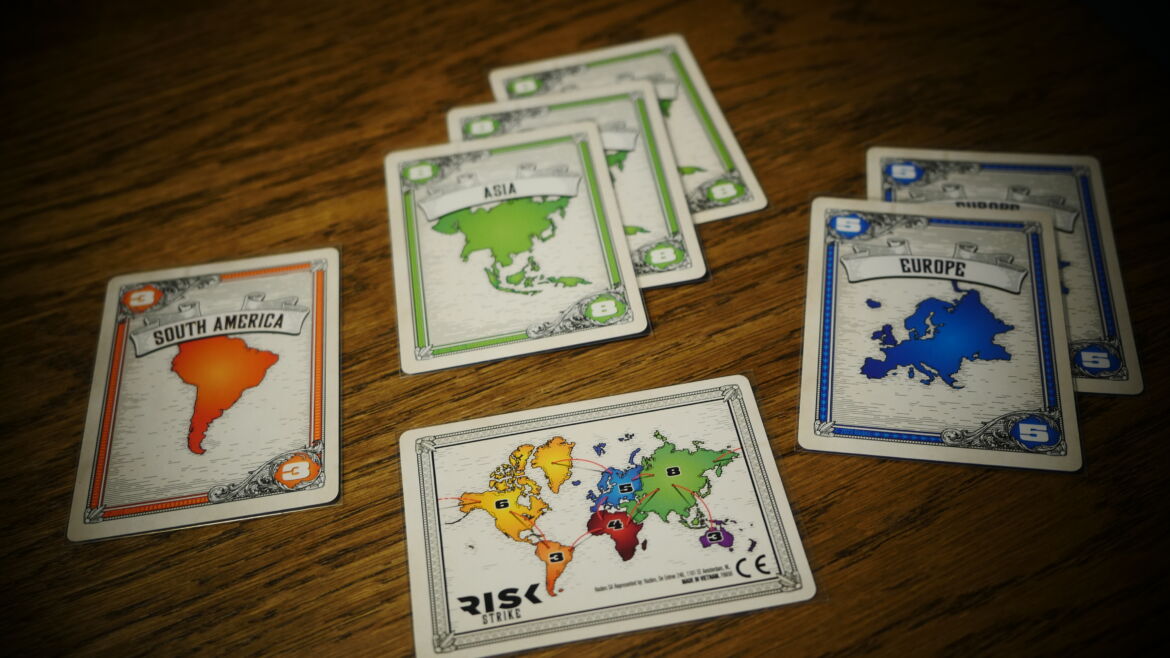 Risk Strike (3)