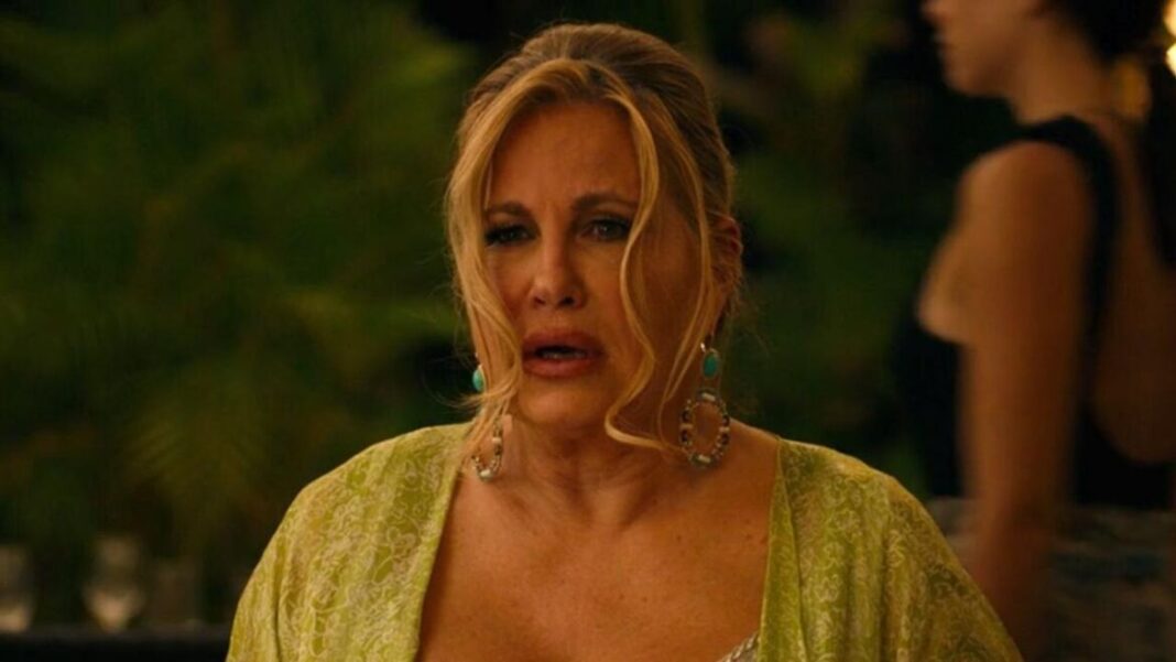 Jennifer Coolidge White Lotus